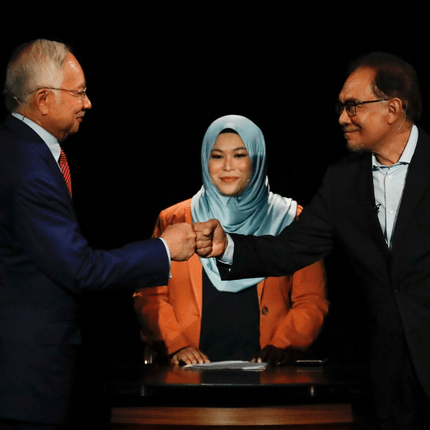 Debat Perdana: Healthy Democracy Or Legitimising Convict?