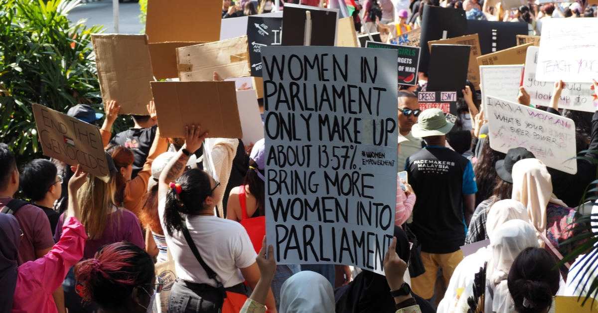 PROJEK30% - Why We Need More Women in Politics