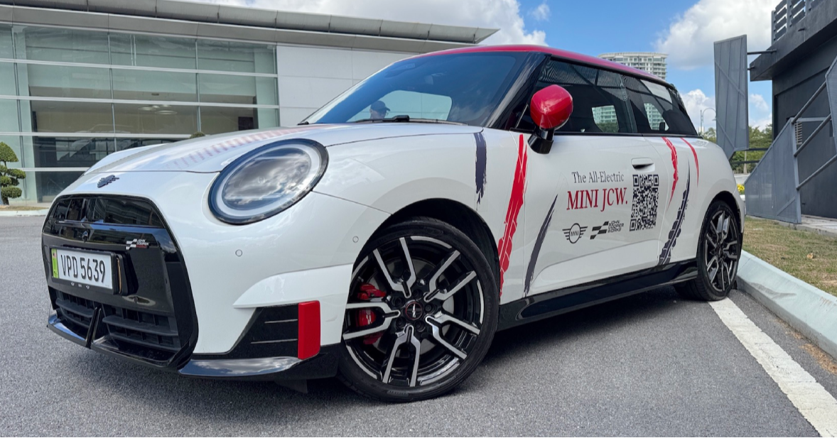John Cooper Works Electric MINI - The Classic, Reimagined