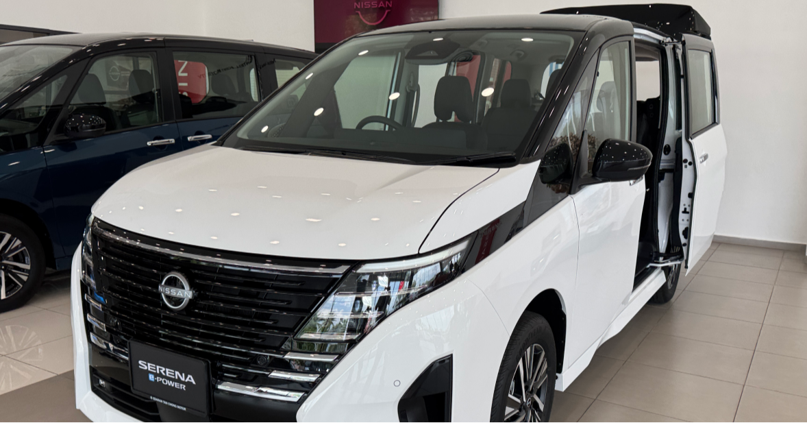Nissan Serena e-POWER - A Pleasant Mid-Size MPV