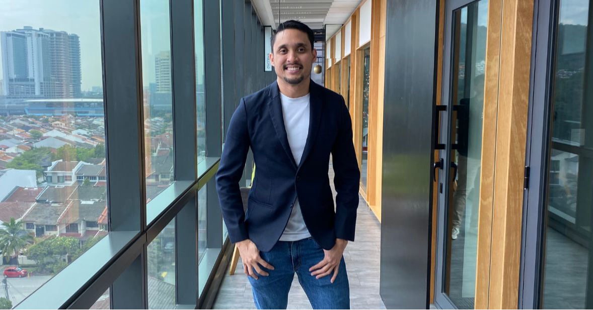 The EV Battle: Is BYD the New Tesla?