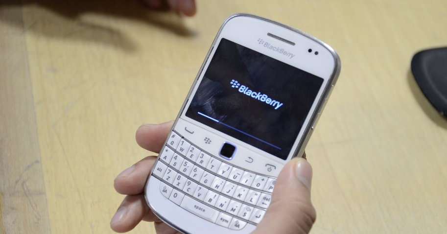 Today on Twitter: Bye Bye Blackberry