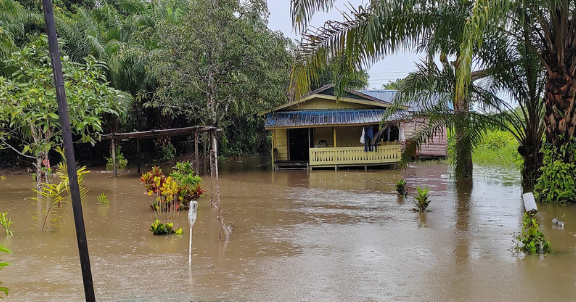 On Staying Safe During The Monsoon Floods