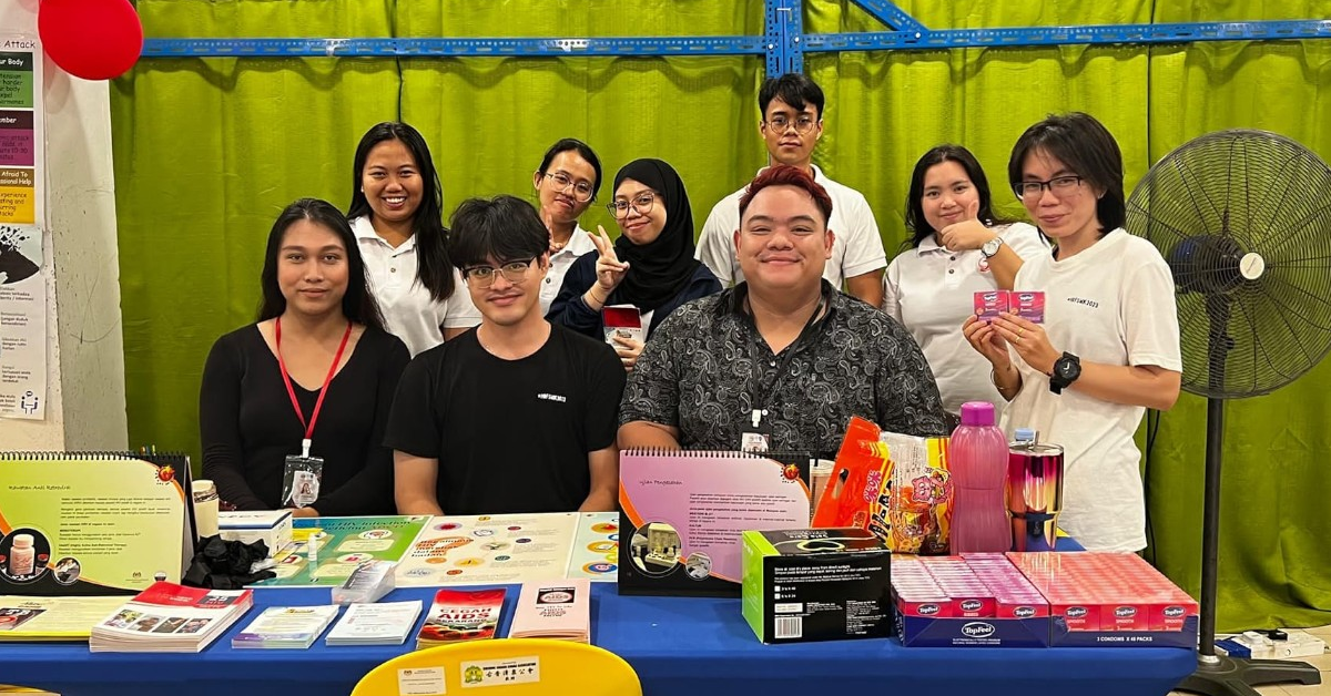 Supporting People Living With HIV in Sarawak