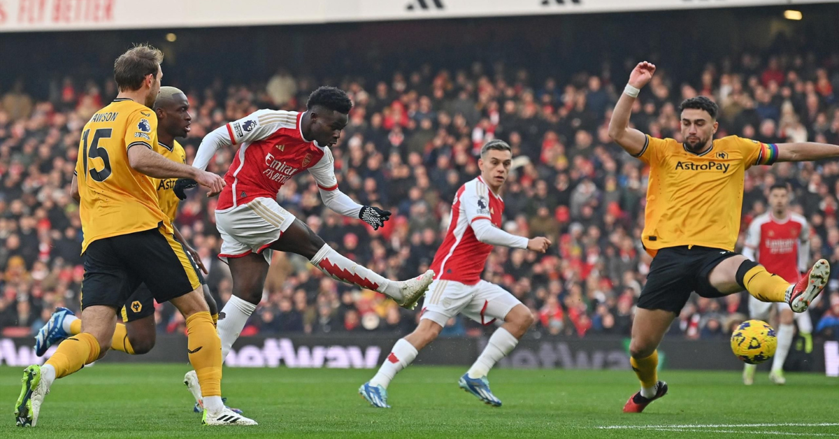 Arsenal Grind Out A Win To Stay Top