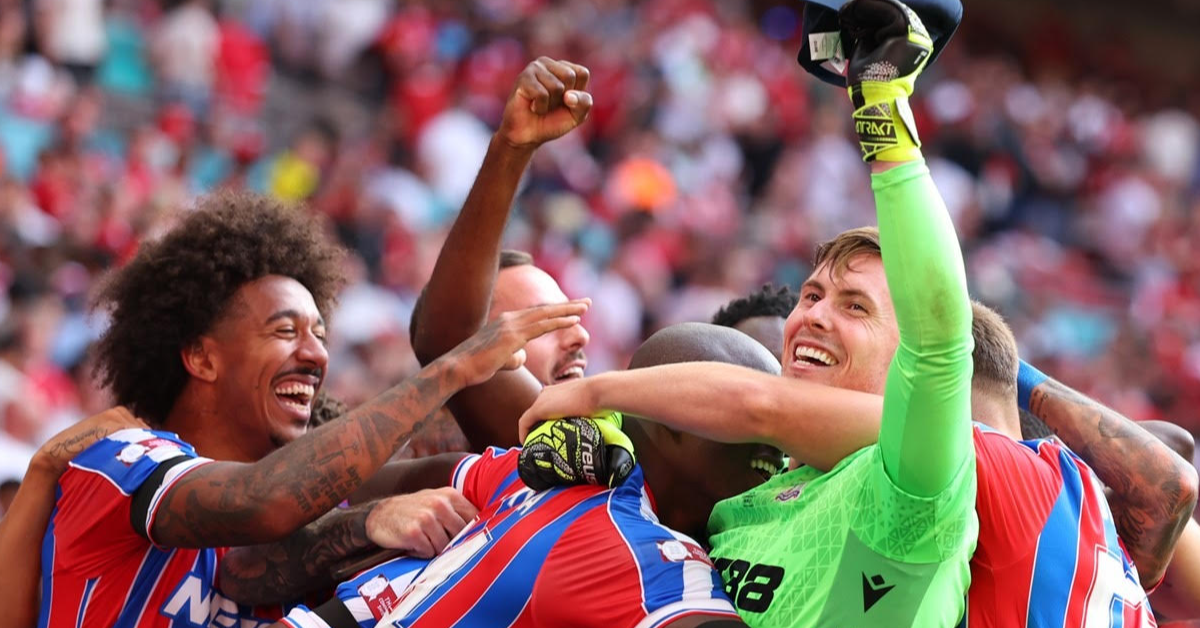 Palace Clip Liverpool’s Wings in Thriller