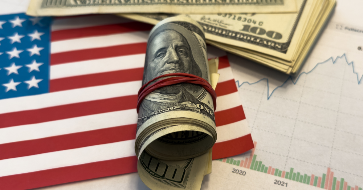 US Economy Cruises Past Forecasts