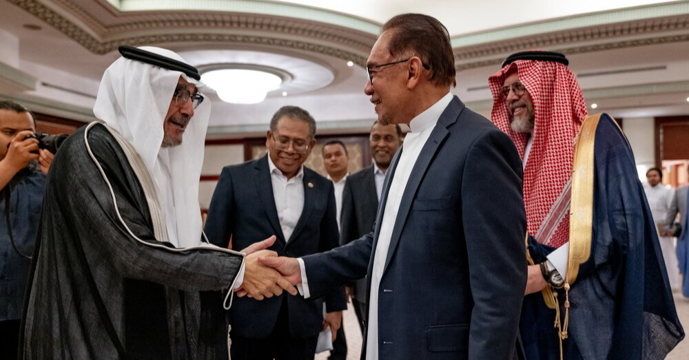PM's Head Scratching Visit To Saudi Arabia