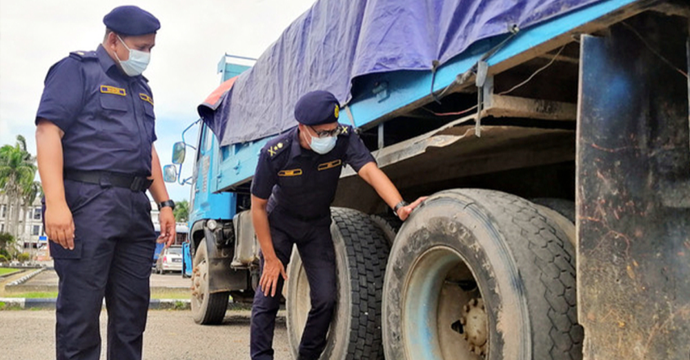 Driver Strikes Over Lorry Load Limits