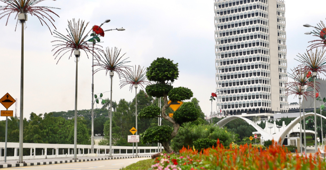 A Reform Agenda Benefits All Including the Politicians