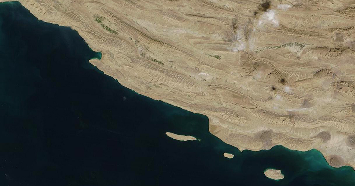 Shipping Stricken by Hormuz Blockade