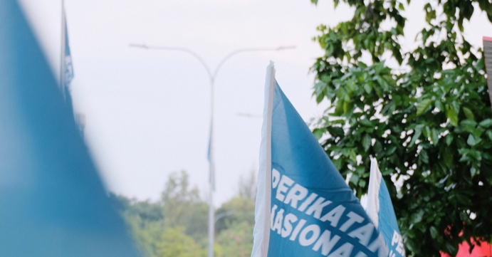 GE16 Snap Polls? Bersatu Purges & Umno’s Open Door