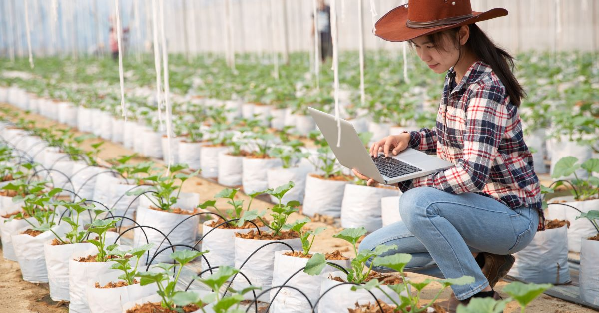 Automated Green Fingers 