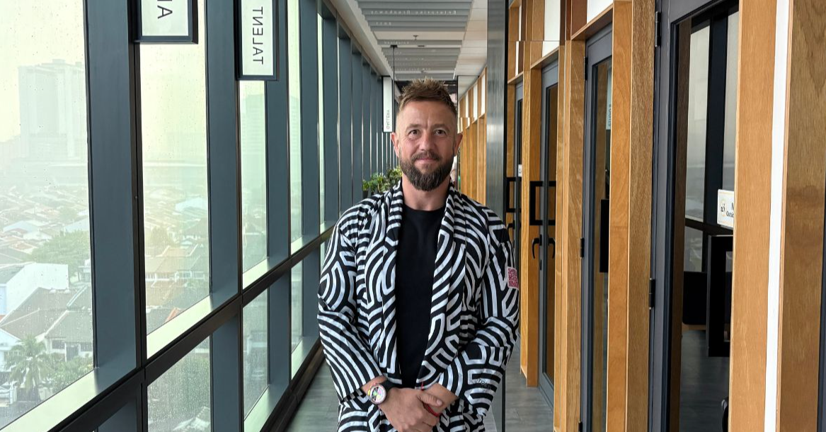 Build, Buy, Kill: The Math of Corporate Innovation