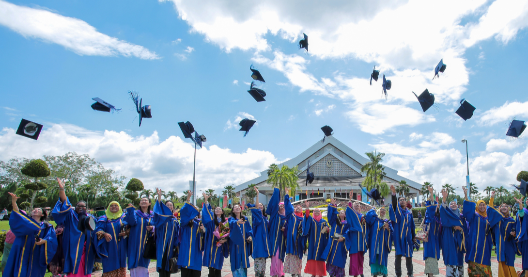 What NOT To Do With Your Very First Paycheck