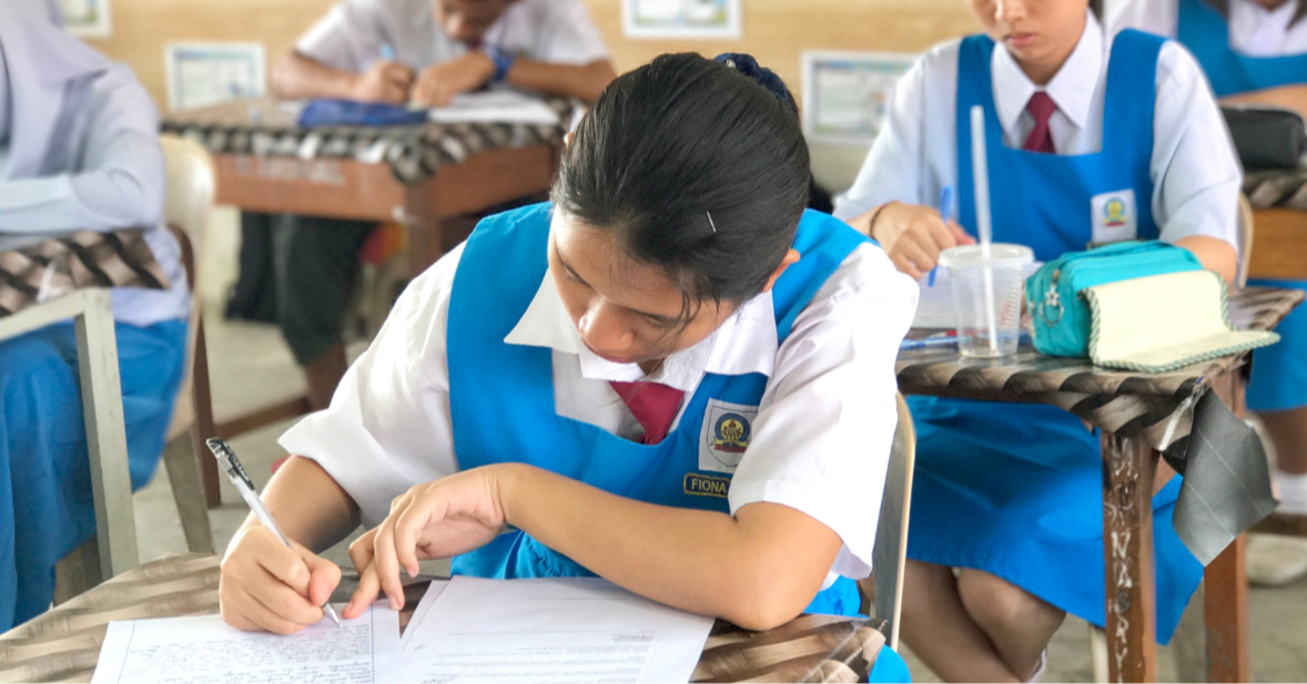Should We Finish School by 16?