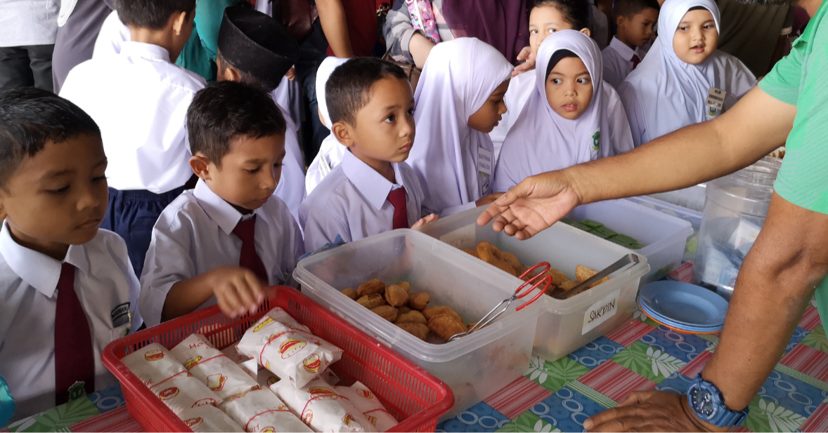 New Food Ban in Schools - Will Kids Eat Better?