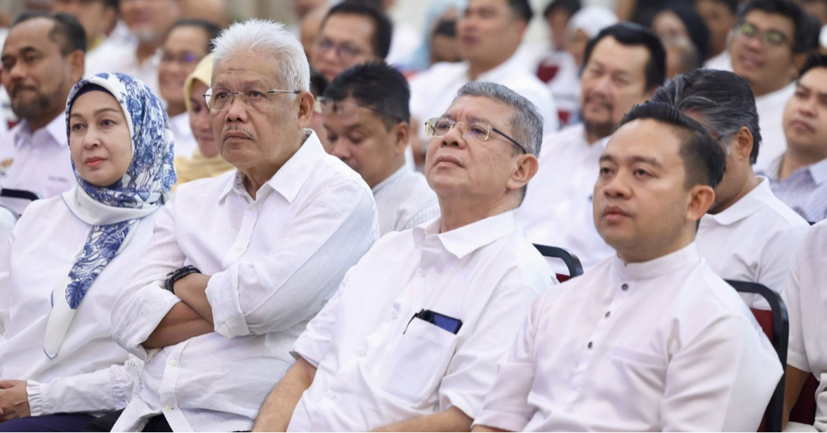 Top 5 at 5: Hamzah Eyes New Political Party